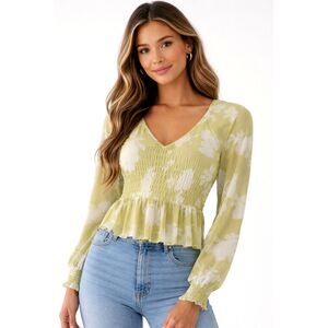 Wallflower Size M Green Floral Smocked Boho V-Neck Peplum Ruffle Blouse LS #1